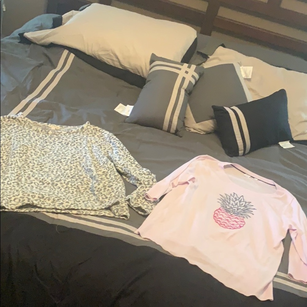 Women’s LS Sweatertop Bundle -Large